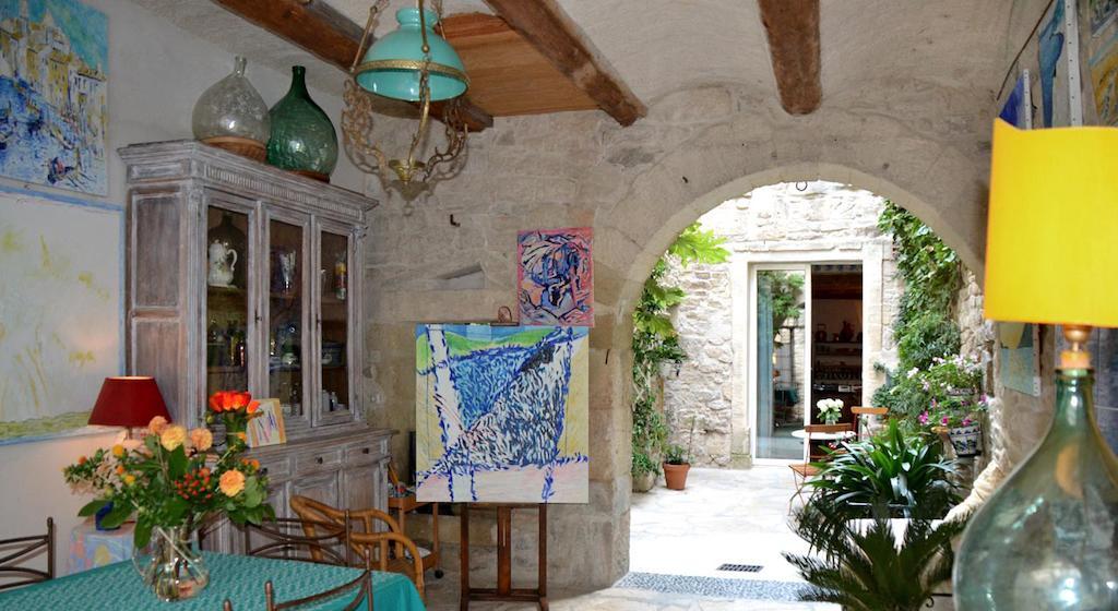 Bed And Art Bed and Breakfast Calvisson Habitación foto