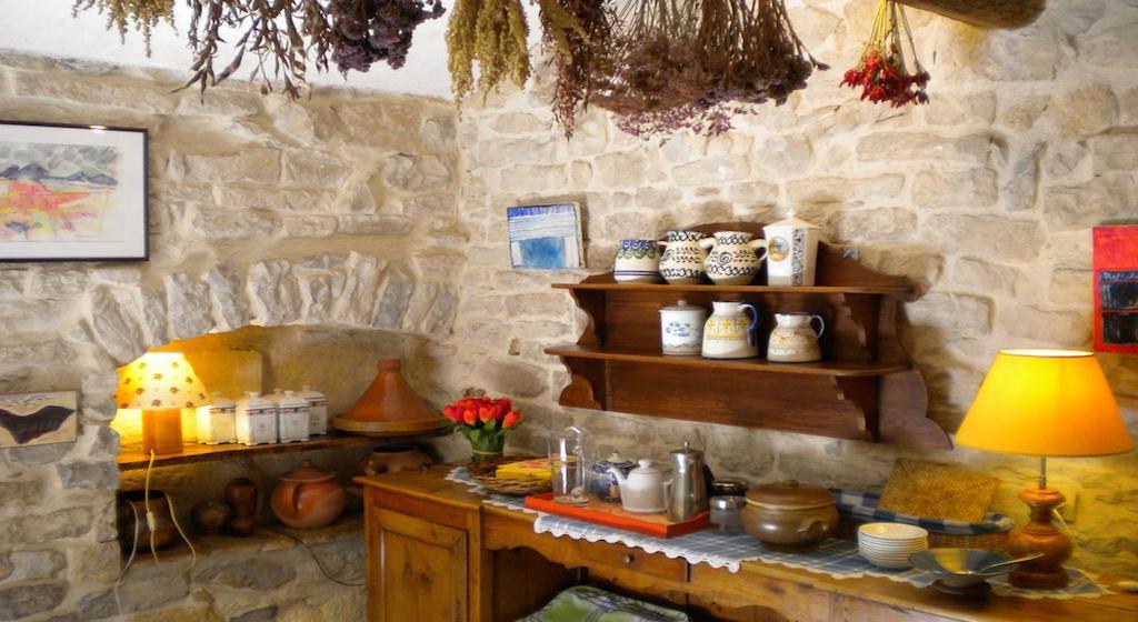 Bed And Art Bed and Breakfast Calvisson Exterior foto