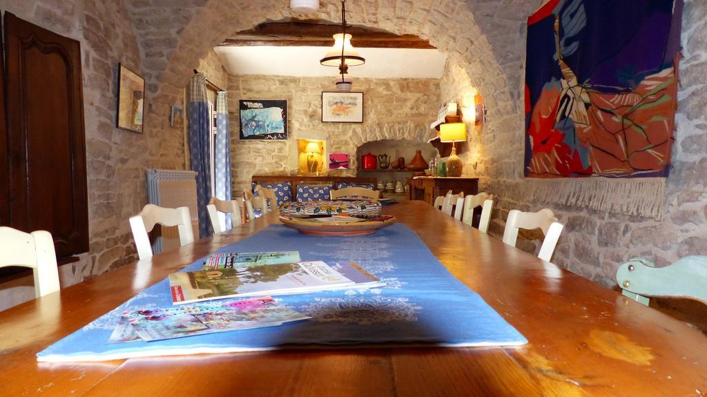 Bed And Art Bed and Breakfast Calvisson Exterior foto