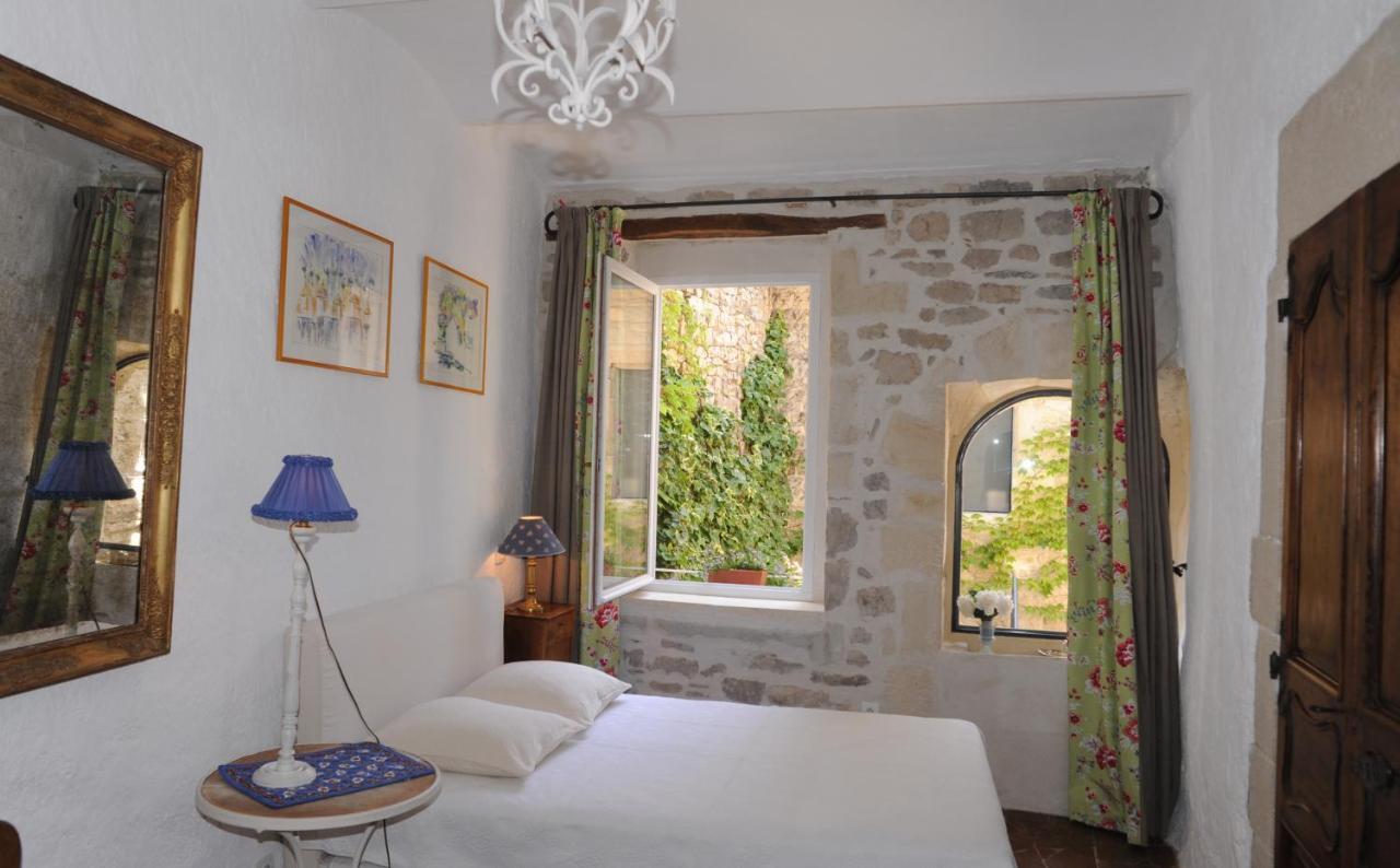 Bed And Art Bed and Breakfast Calvisson Habitación foto